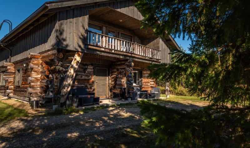 Arctic River Resort