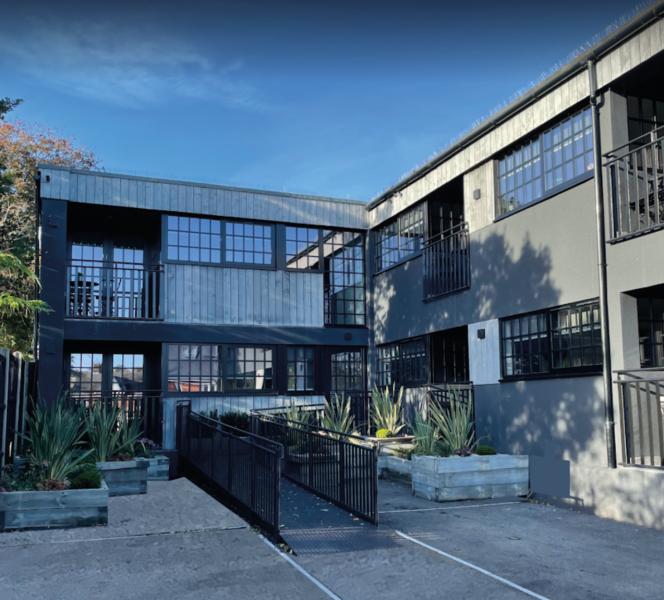 Booking Urban - Halstead