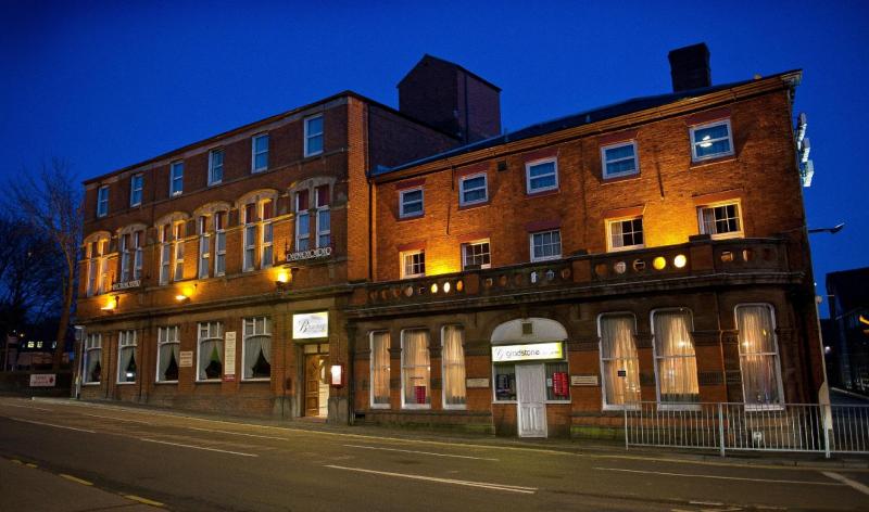Borough Arms Hotel