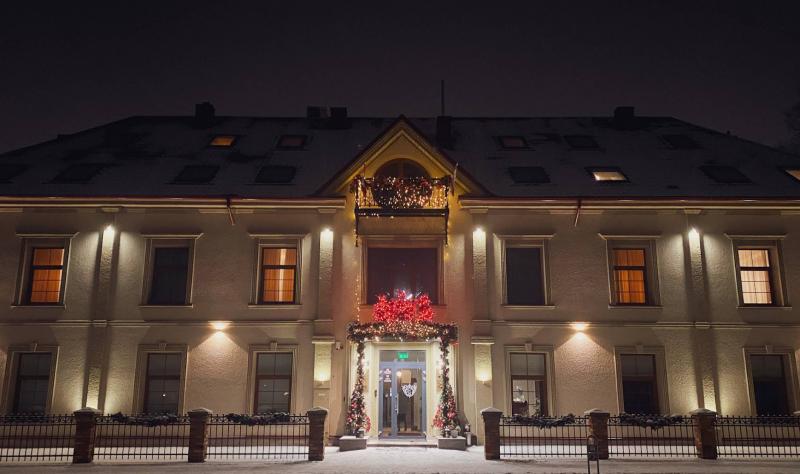 Central Hotel and Restaurant Radviliskis