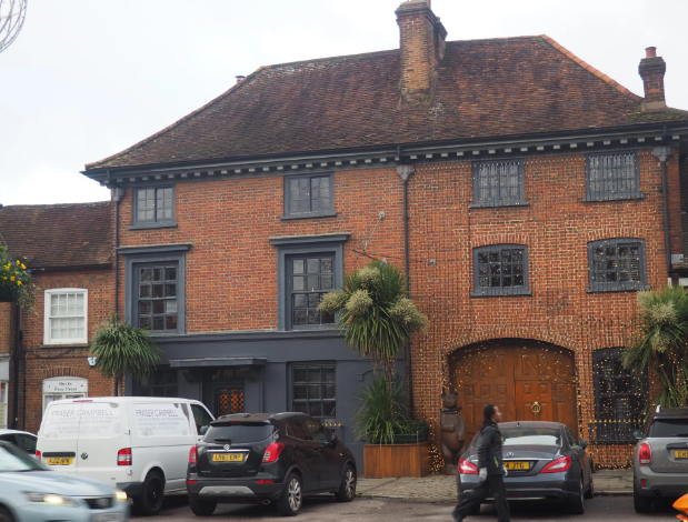 Crazy Bear Hotel Beaconsfield