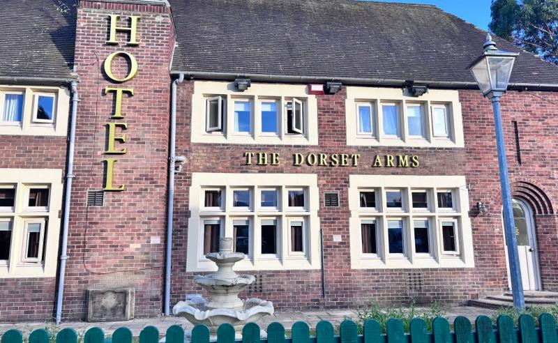 Dorset Arms Hotel