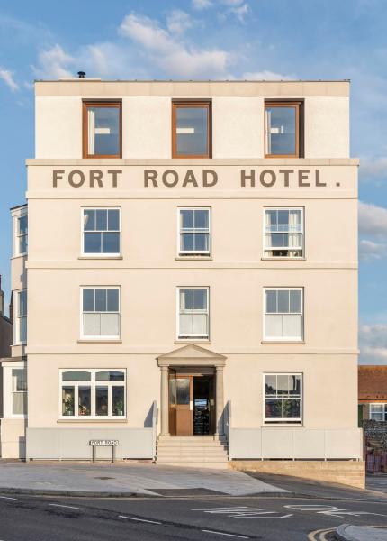 Fort Road Hotel
