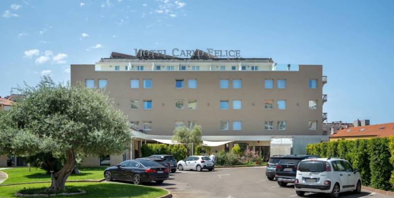 Hotel Carlo Felice