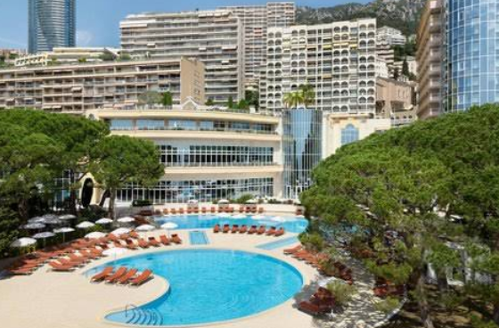 Le Meridien Beach Plaza