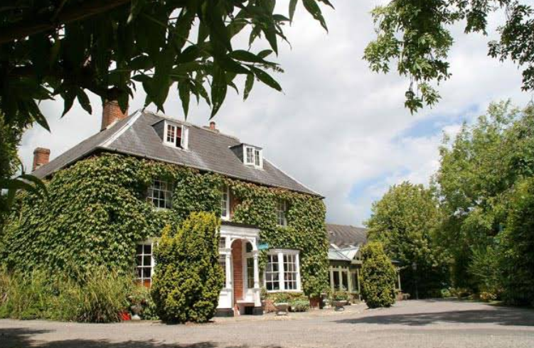 Marsh Farm Hotel