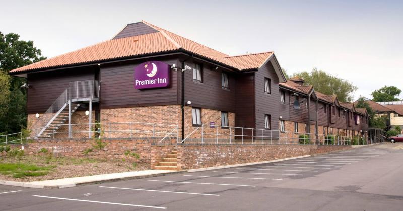 Premier Inn Chessington hotel