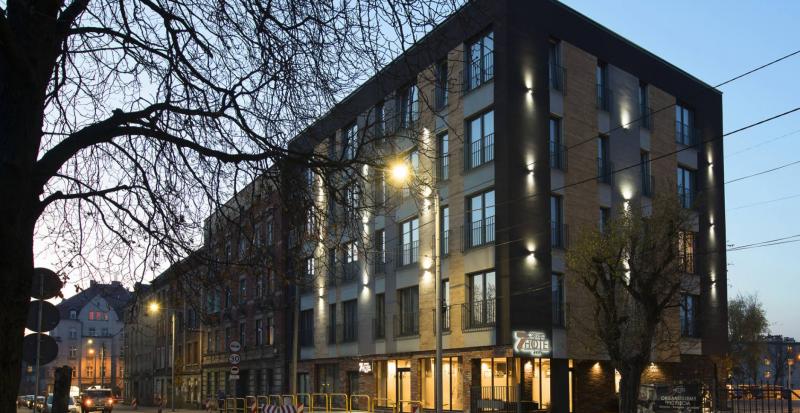 Seven Hotel