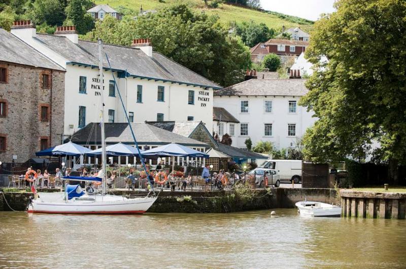 Steam Packet Inn