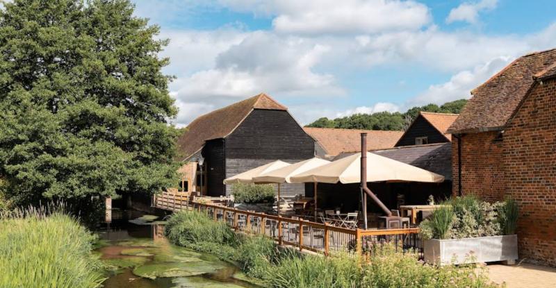 Tewinbury Farm Hotel
