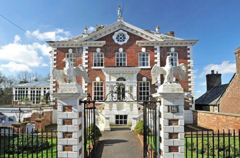 The Eagle House Hotel