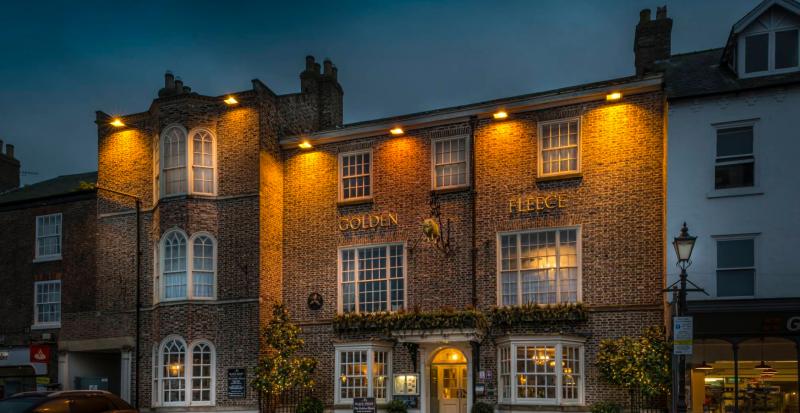 The Golden Fleece Hotel