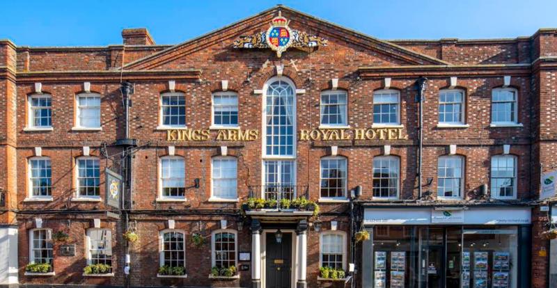 The Kings Arms and Royal Hotel