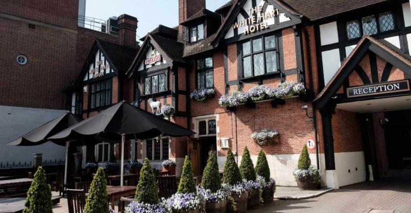 The White Hart Hotel Hampton Wick